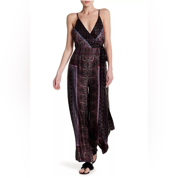 Free People Purple & Black Paisley Bandana Wide Leg Jumpsuit Size 2 - Picture 4 of 17
